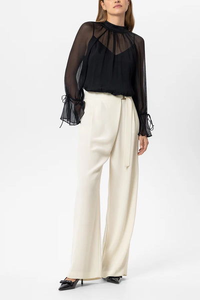 Luisa Cerano - Schluppenbluse aus Seiden-Mix deep black