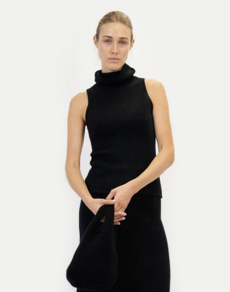 Anna V Berg - OLIVIA BRUSHED Top Night