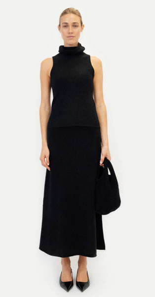 Anna V Berg - OLIVIA BRUSHED Top Night