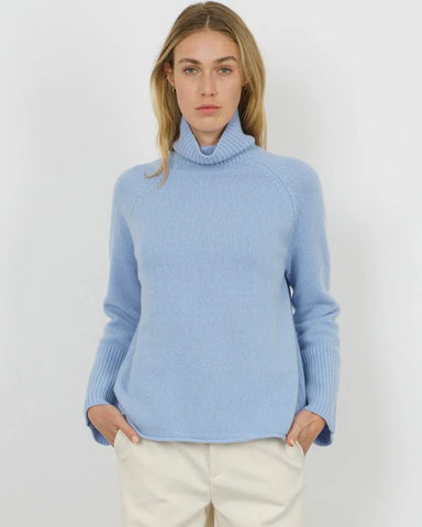 Anna v Berg - PIPPA SWEATER IN BABY GIRL BLUE