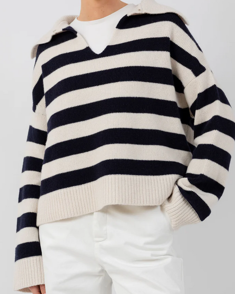 ANNA V BERG - VALENTINE SWEATER IN VANILLA/DEEP BLUE
